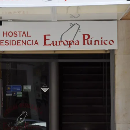 Hostal Residencia Europa Punico-3