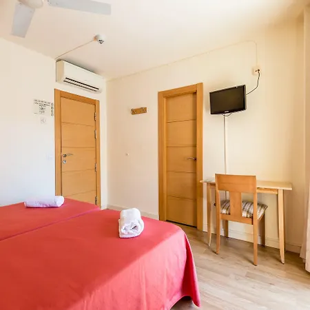 Hostal Residencia Europa Punico-2