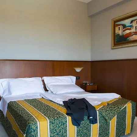 Hotel Dei Pini-2
