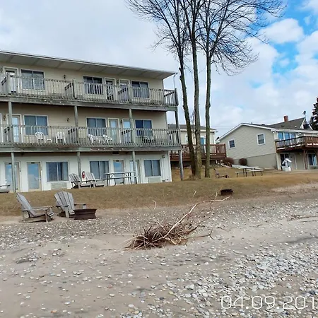 Algoma Beach Motel-2