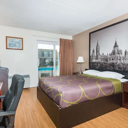 Super 8 By Wyndham Cambridge/Kitchener/Waterloo Area-3