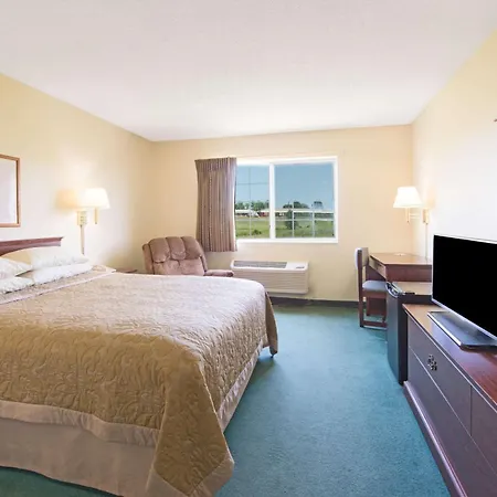 Super 8 By Wyndham Richmond-3