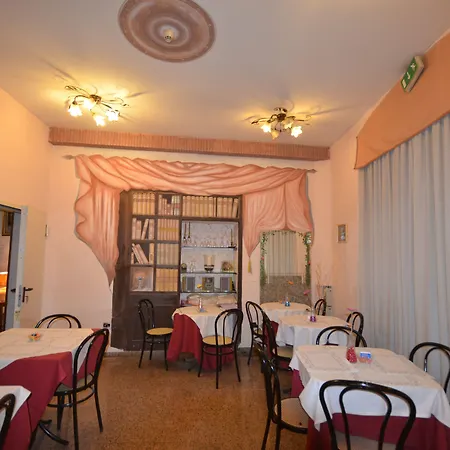 Hotel Leonardo-2