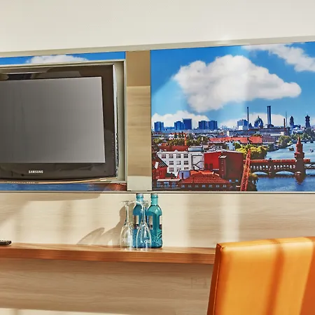 H+ Hotel Berlin Mitte-3