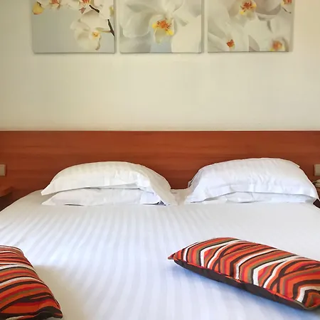Hotel Colbert-3