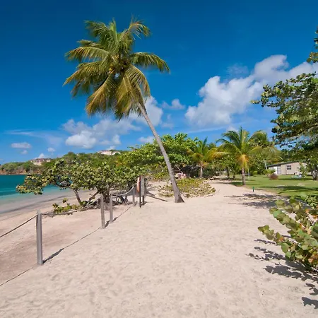 Lance Aux Epines Cottages-2