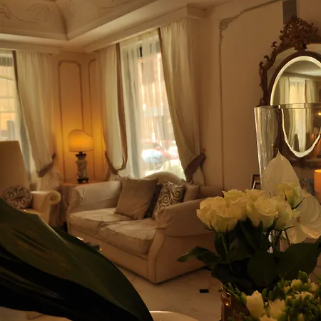 Hotel Jolanda-3
