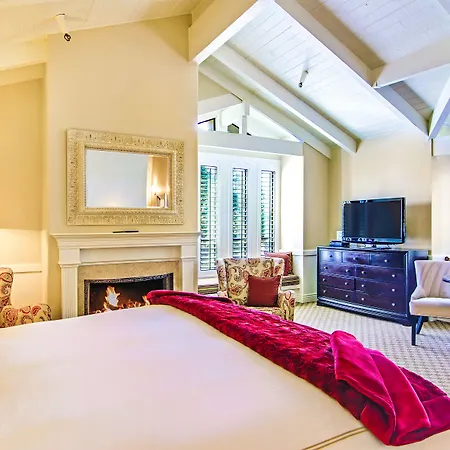Carriage House Inn-2