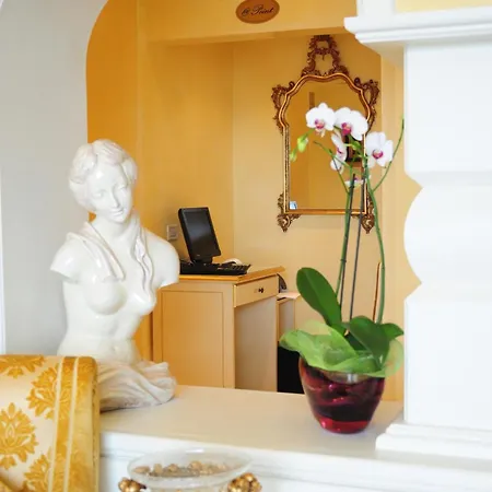 Viktoria Palace Hotel-2