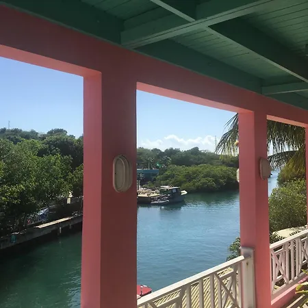 Mamacitas Guest House-2