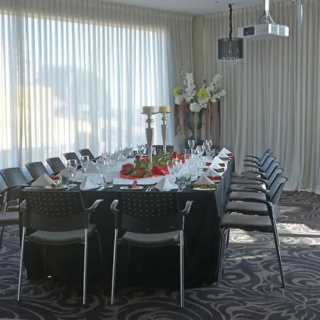 Millennium Hotel New Plymouth Waterfront-2