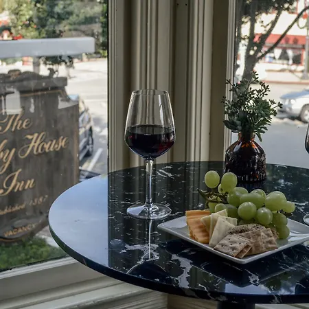 Gosby House Inn, A Four Sisters Inn-2