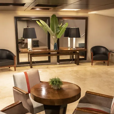 Grand King Hotel-3