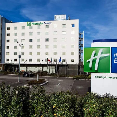 Holiday Inn Express Lisbon-Oeiras, An Ihg Hotel-2