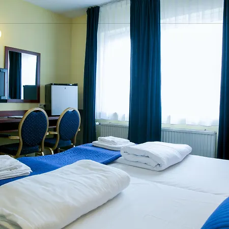Hotel Zwanenburg Amsterdam Airport-3