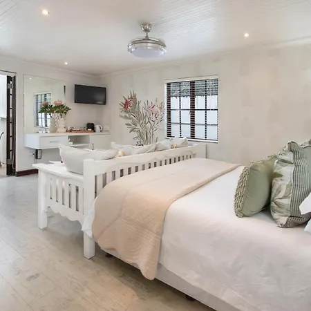 The Potting Shed Guest House-3
