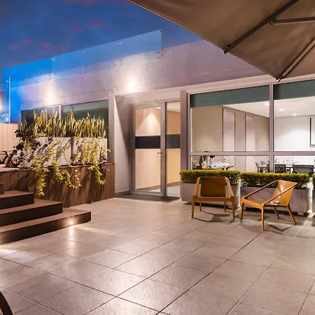 Hampton By Hilton Cali-3