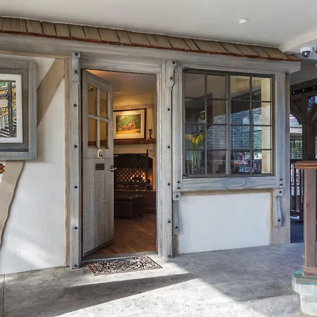 Coachman'S Inn, A Four Sisters Inn-2