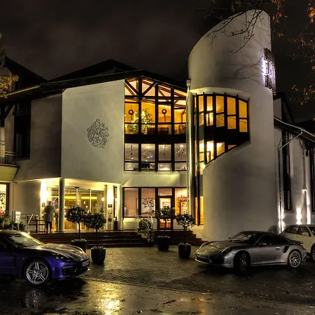 Nells Park Hotel-2