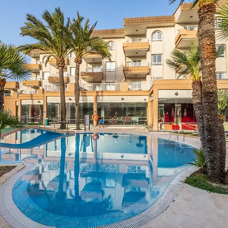 Hotel Illot Suites-3