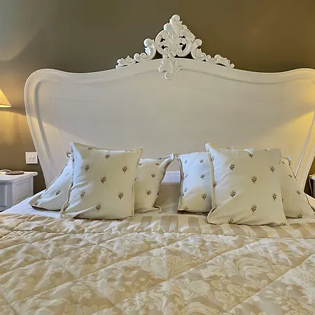 Chateau Hotel Edward 1Er-2