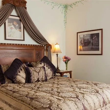 The Roosevelt Inn-2