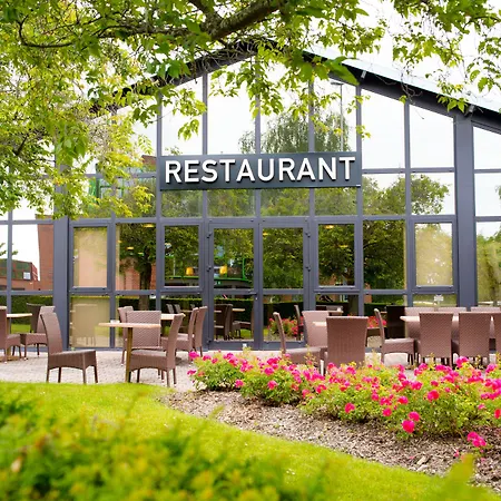 Brit Hotel Rennes St Grégoire – Le Villeneuve-3