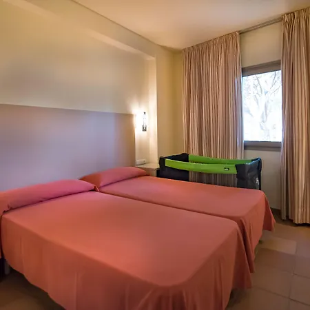 Aparthotel Ciutat De Palol-3