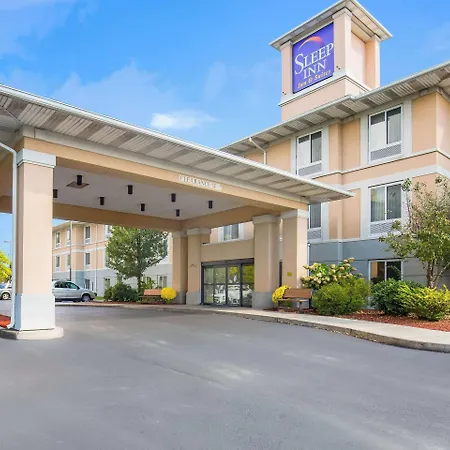 Sleep Inn & Suites Dunmore-3