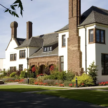Western House Hotel At Ayr Racecourse-3
