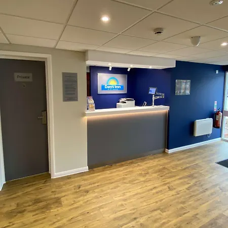 Days Inn Hotel Sedgemoor-3