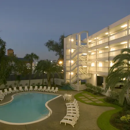 Casa Del Mar Beachfront Suites-2