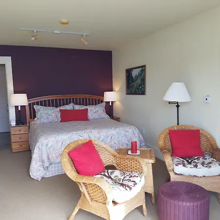 Waterfront Inn-3