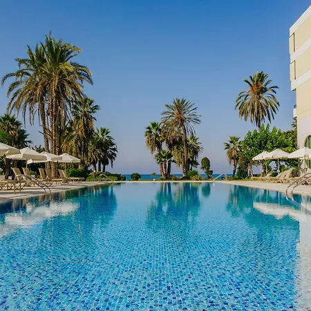 Louis Imperial Beach-3