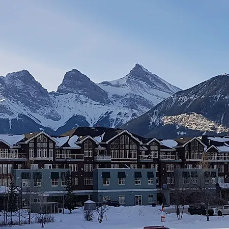 Sunset Resorts Canmore And Spa-2