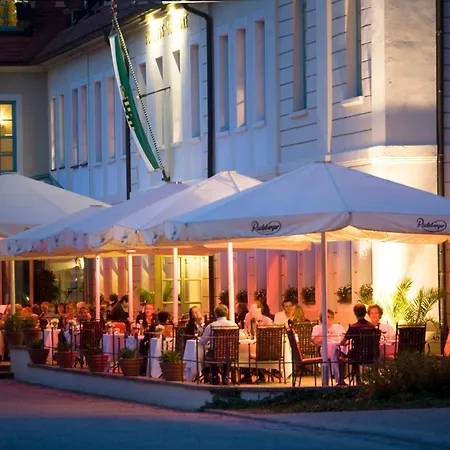Schloss Hotel Dresden Pillnitz-3