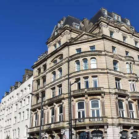 Royal Hotel Cardiff By Belvilla-2