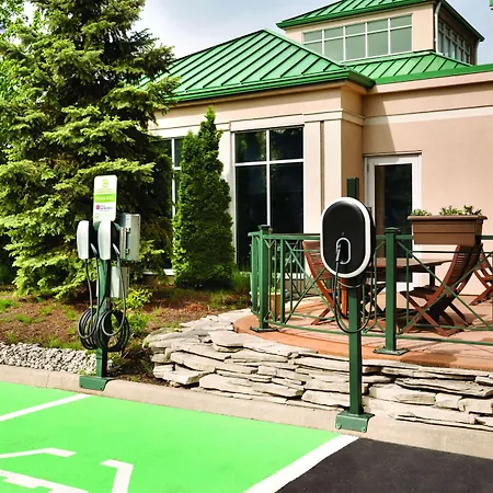Hilton Garden Inn Niagara-on-the-Lake-2
