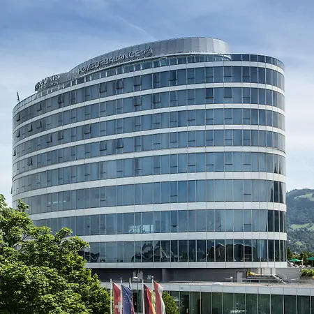 Four Points By Sheraton Panoramahaus Dornbirn-2