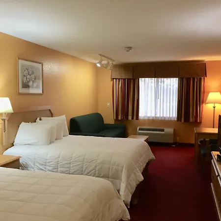 Parkfield Inn - Clinton-2