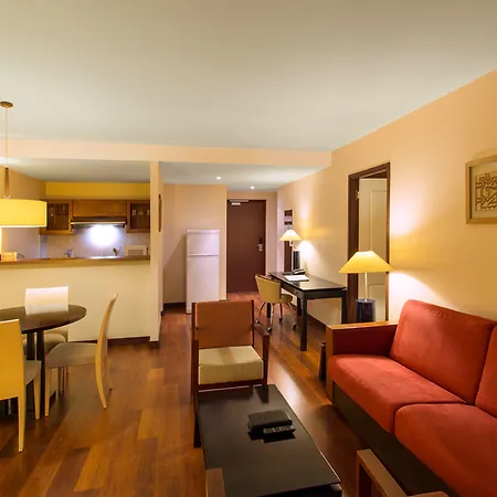 Ramada Hotel & Suites By Wyndham Noumea-2