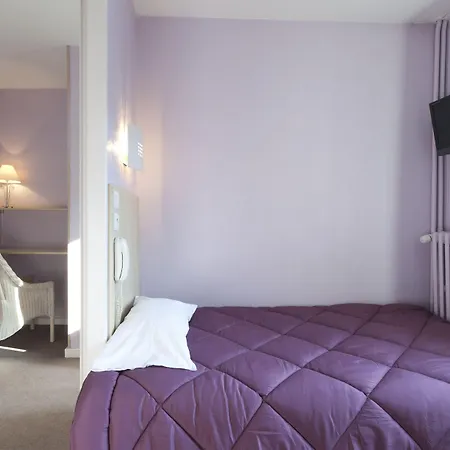 Hotel De Quebec-2