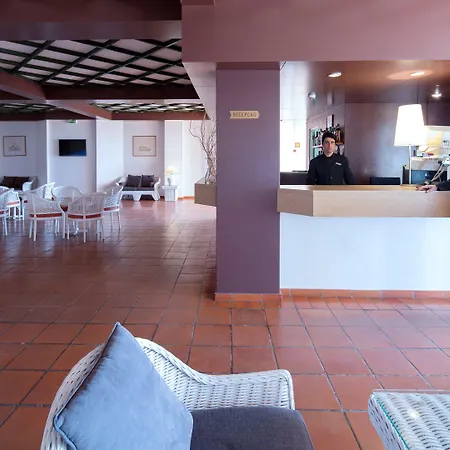 Meia Praia Lagos - Beach Club Apartments-3