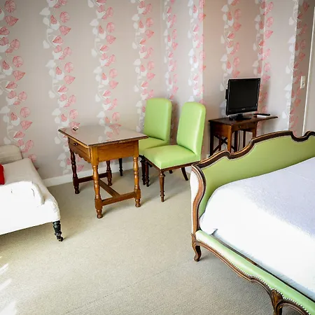 Hotel Les Goelands-3