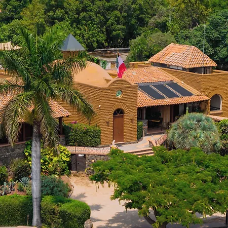 Hostal De La Luz - Spa Holistic Resort-3