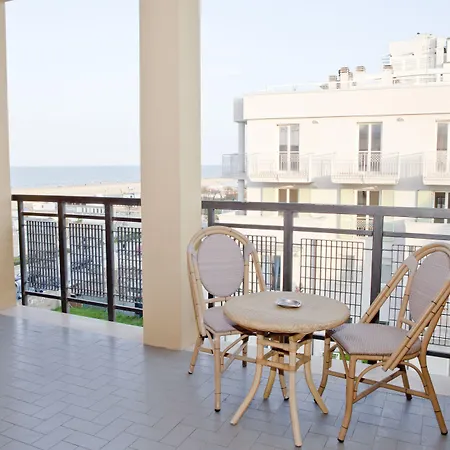 Hotel Corallo Rimini-3