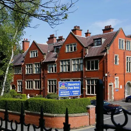 Broadfield Park Hotel-2