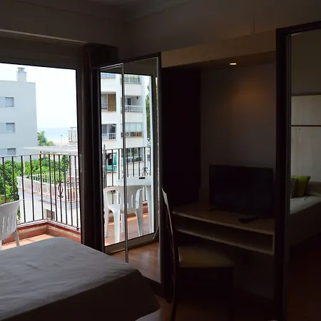 Hotel Comarruga Platja-3