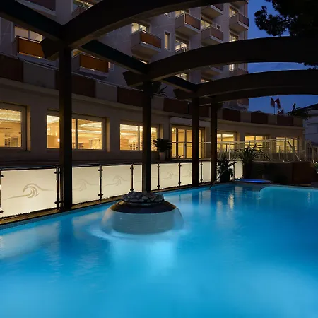 Hotel Concord - Nel Cuore Di Riccione-3