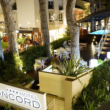 Hotel Concord - Nel Cuore Di Riccione-2